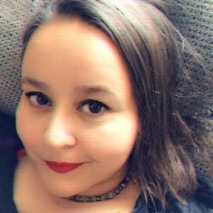 Meet your Posher, Alma